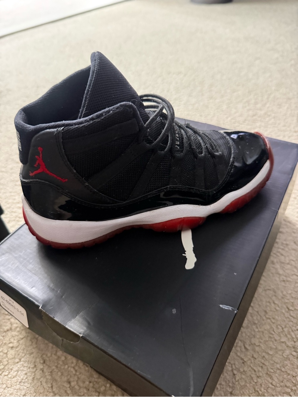 Jordan Black/Red/White Air Jordan 11 Retro (GS) Box Label